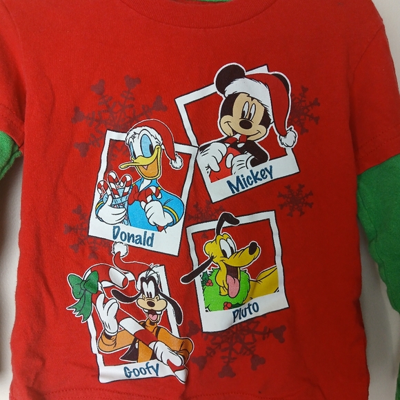 DISNEY 2T Mickeys Christmas Toddler Long Sleeve Like New Goofy Donald Pluto - Picture 3 of 6